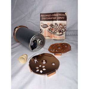 Mirro Dial-A-Cookie Aluminum and copper- tone pastry and cookie press kit